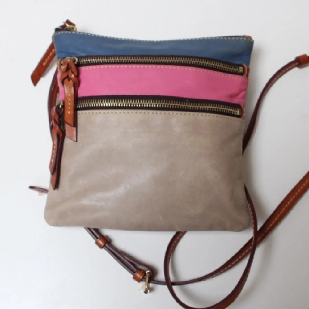 Dooney & Bourke north south cross body bag Genuine leather